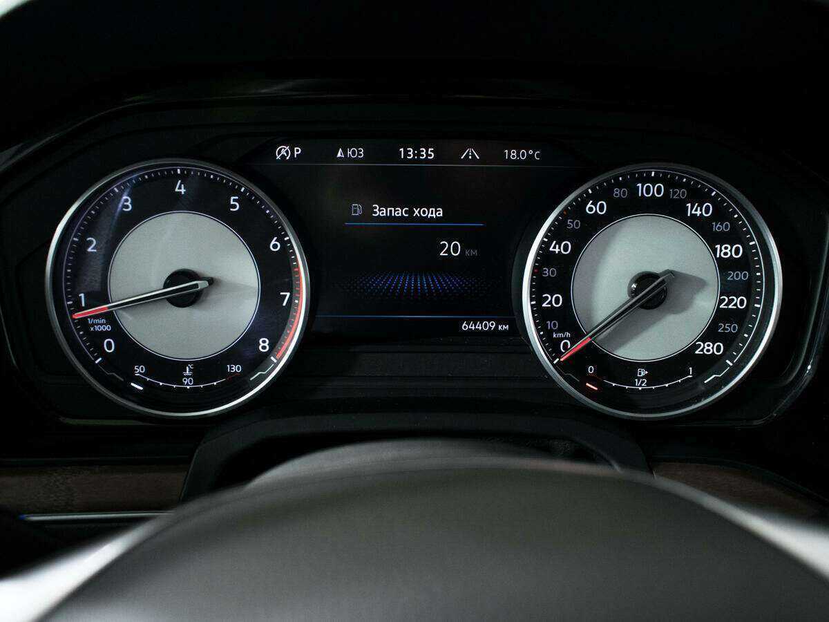 Купить Volkswagen Touareg, 2020, 64 446 км, фото №11