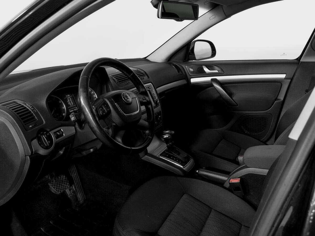 Купить Skoda Octavia DSG7, 2011, 108 800 км, фото №9