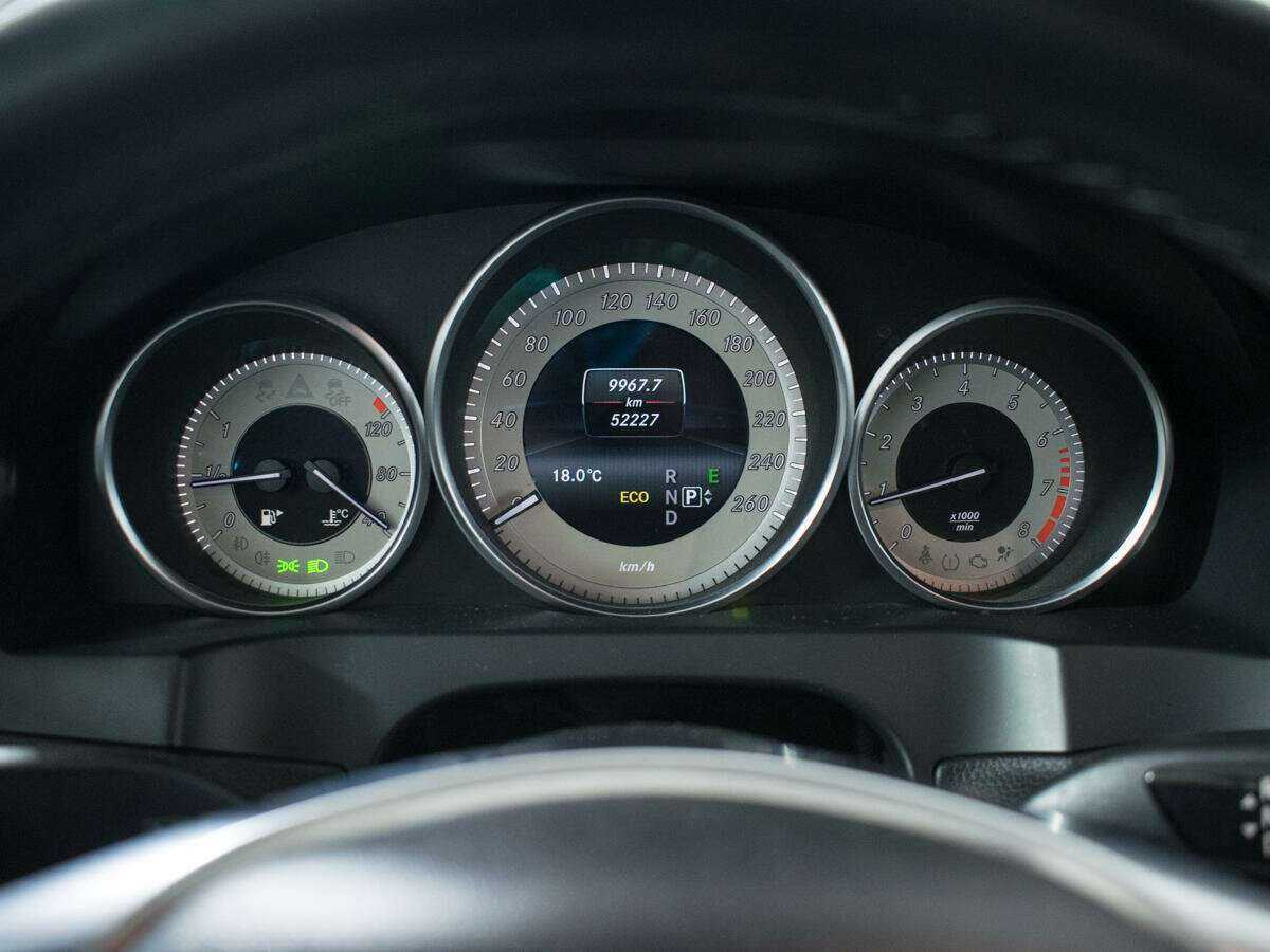 Купить Mercedes-Benz E-Класс 200, 2014, 52 500 км, фото №11