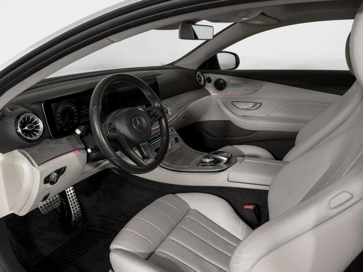 Купить Mercedes-Benz E-Класс 200, 2017, 77 274 км, фото №17