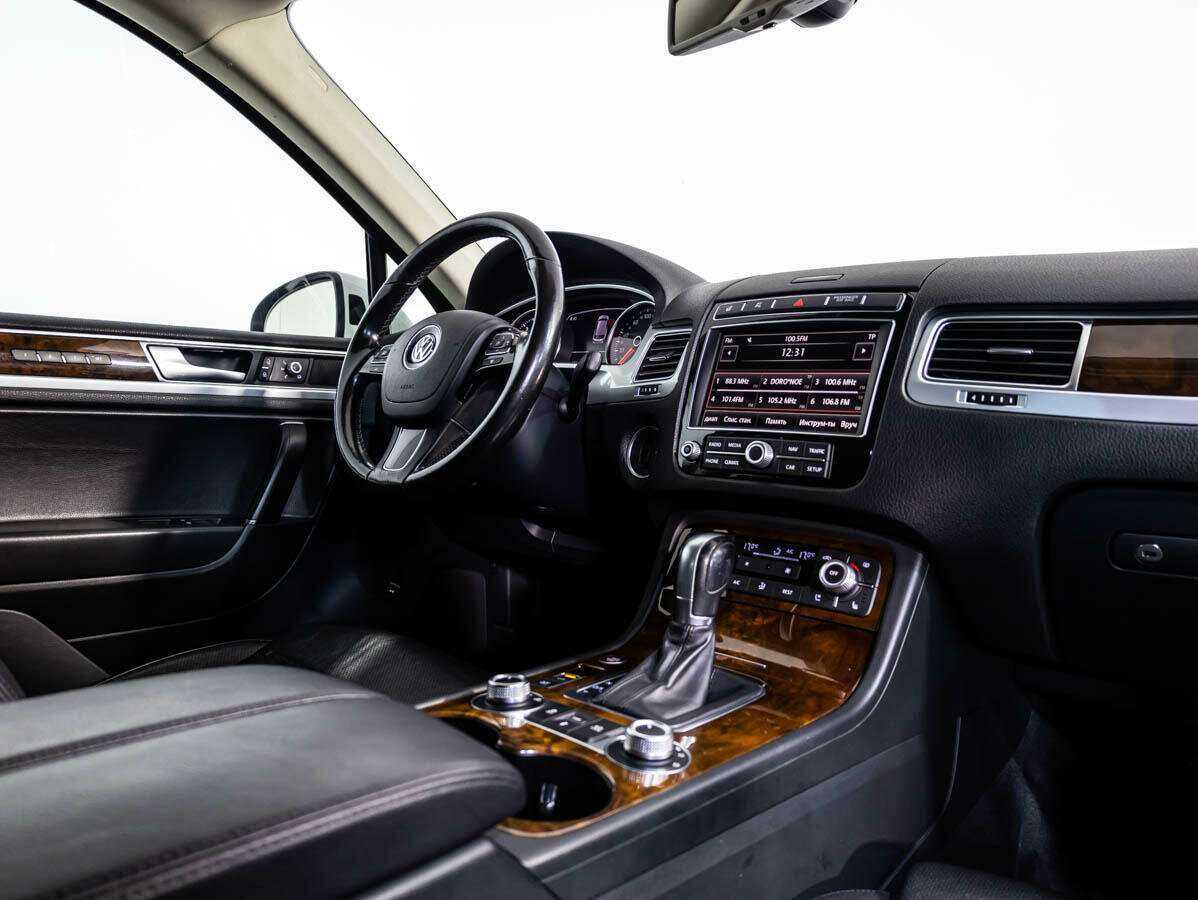 Купить Volkswagen Touareg, 2015, 102 426 км, фото №8