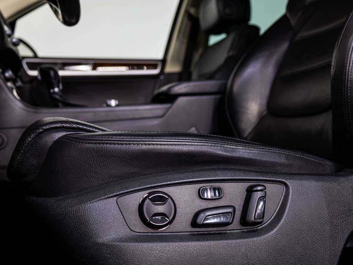 Купить Volkswagen Touareg, 2015, 102 426 км, фото №16