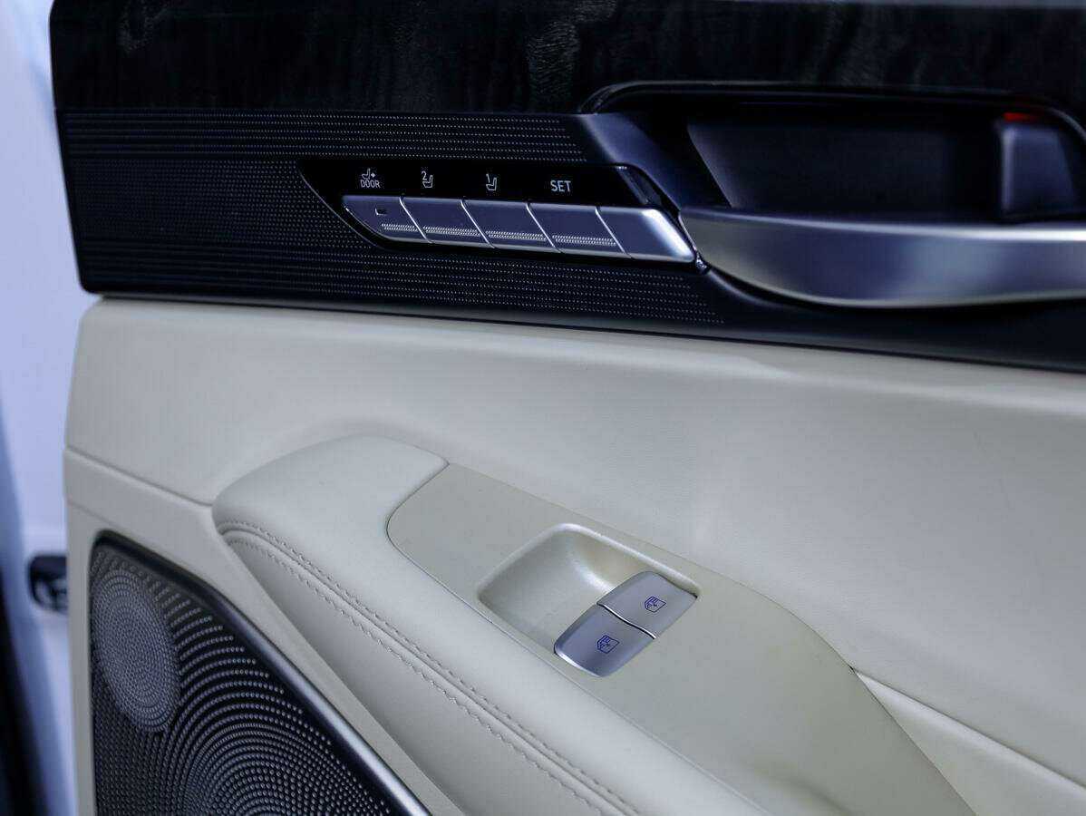 Купить Genesis G90, 2016, 119 863 км, фото №27