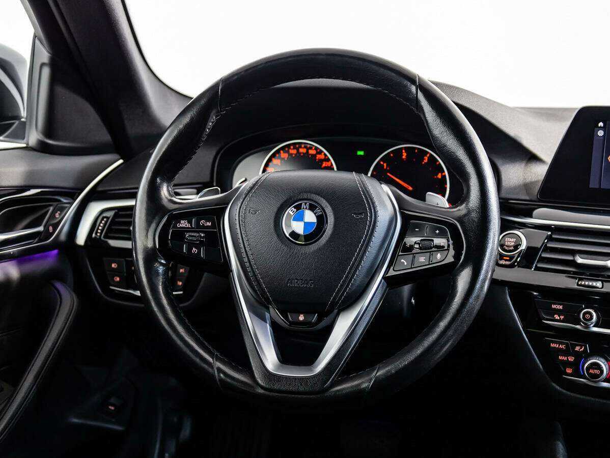 Купить BMW 5 серии 520d xDrive, 2019, 148 752 км, фото №10