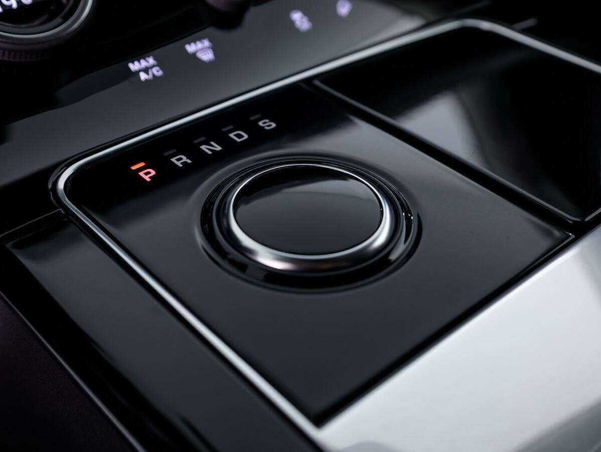 Купить Land Rover Range Rover Velar, 2018, 149 750 км, фото №16