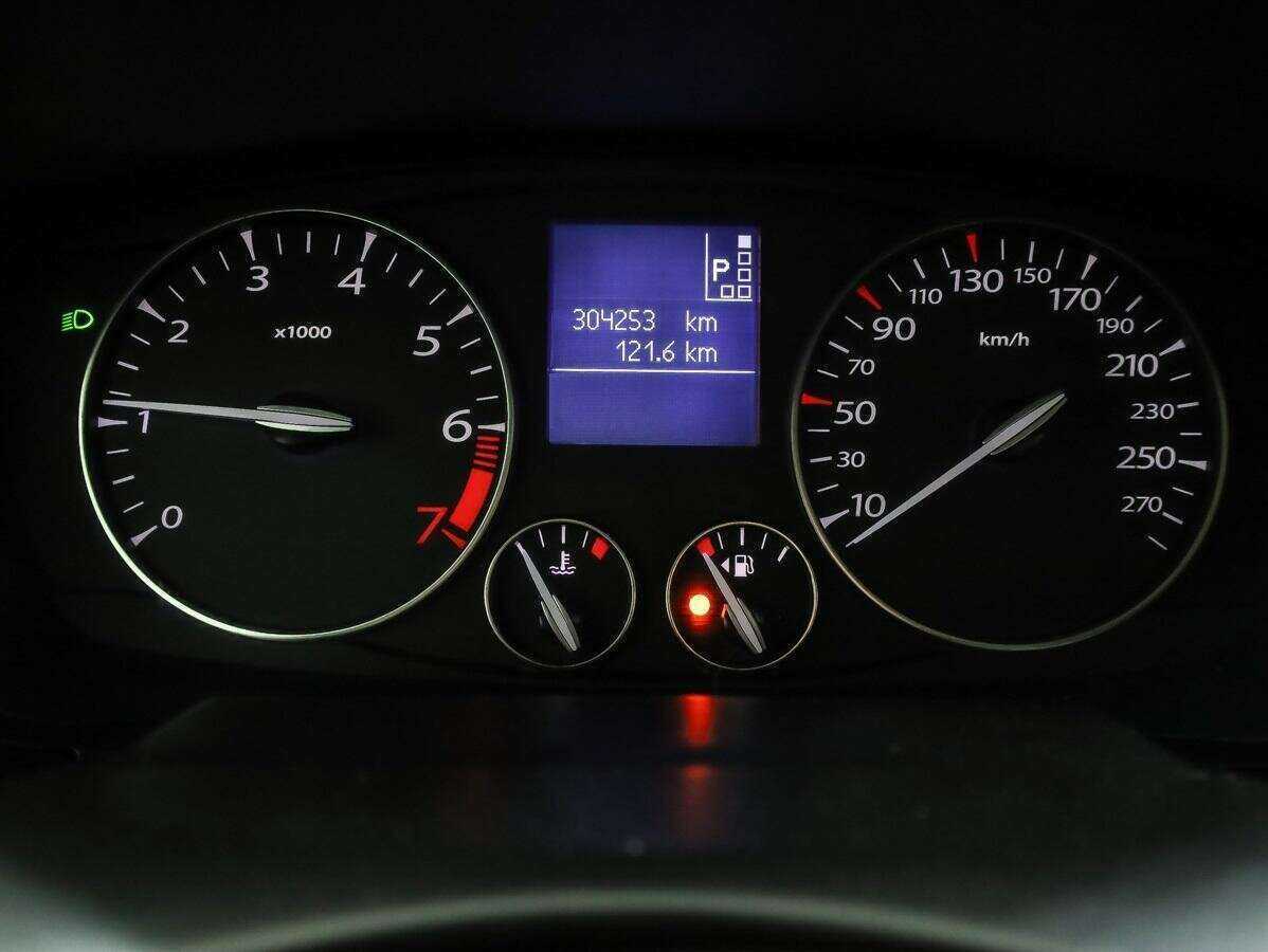 Купить Renault Latitude, 2011, 304 253 км, фото №21