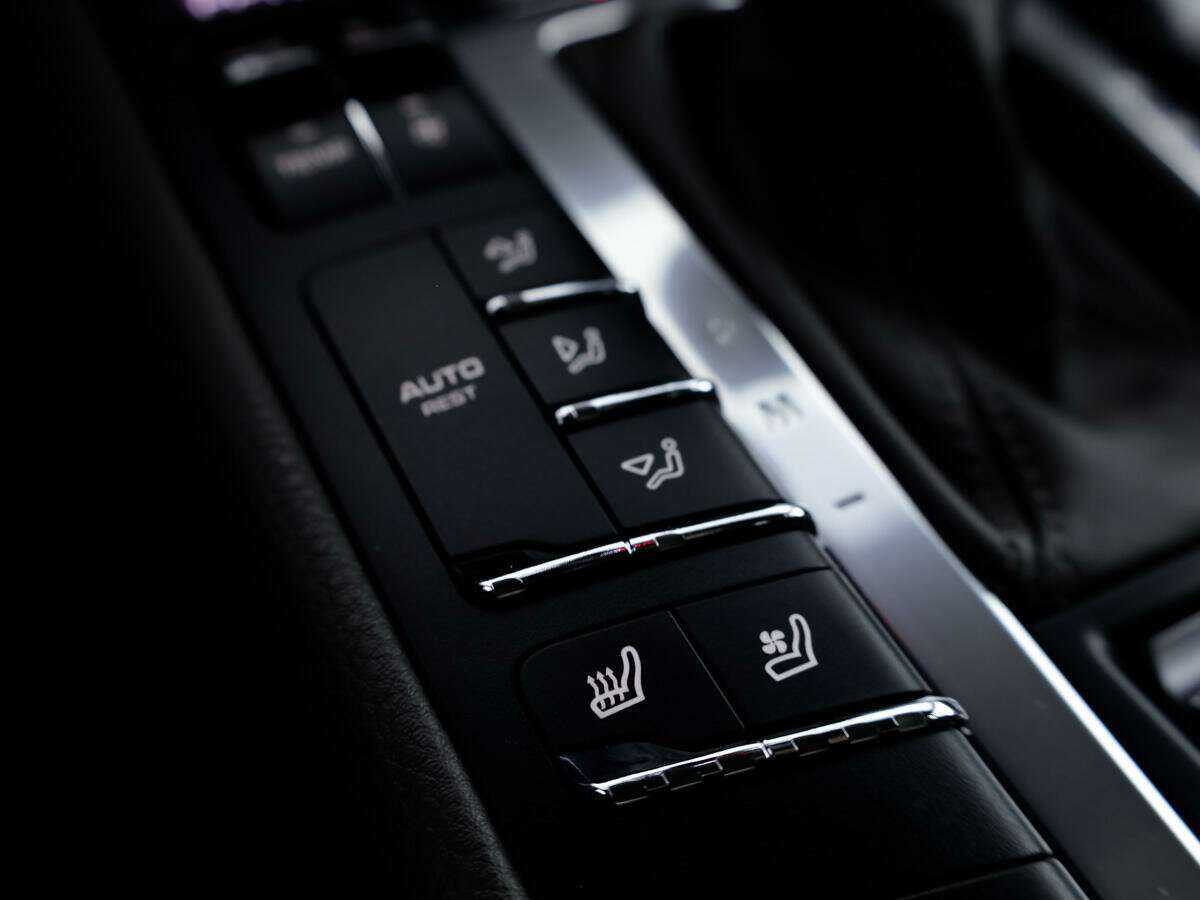 Купить Porsche Macan Turbo, 2015, 73 824 км, фото №25