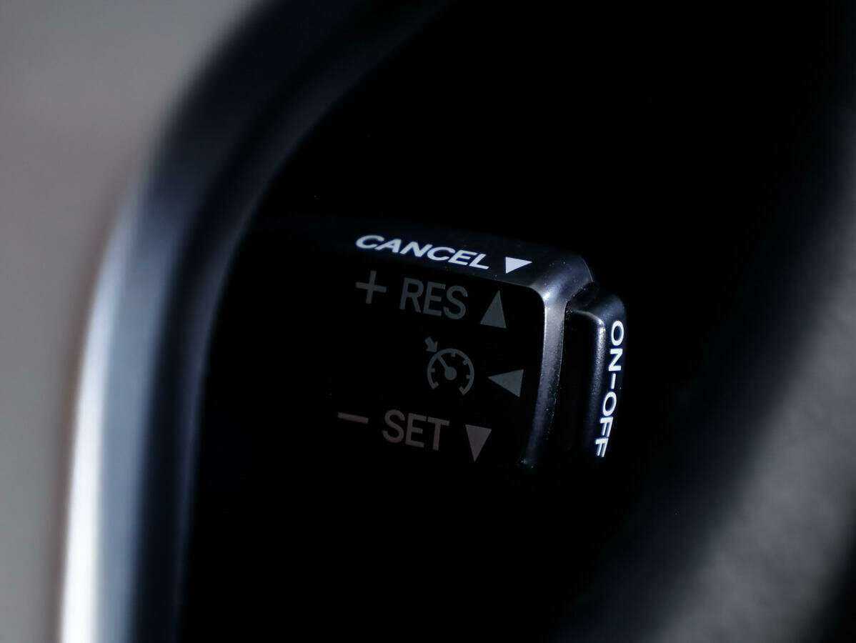 Купить Toyota Land Cruiser Prado, 2017, 176 708 км, фото №18