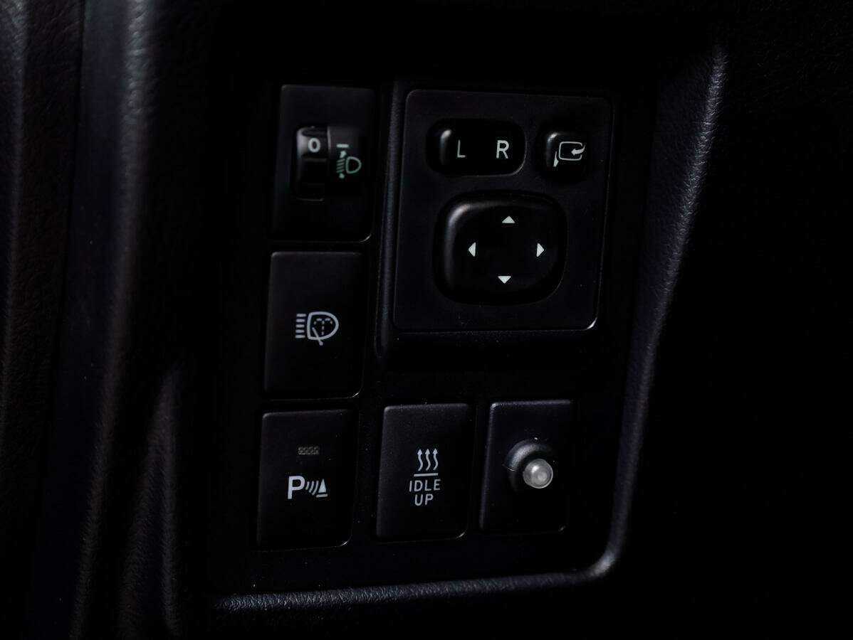 Купить Toyota Land Cruiser Prado, 2017, 176 708 км, фото №19