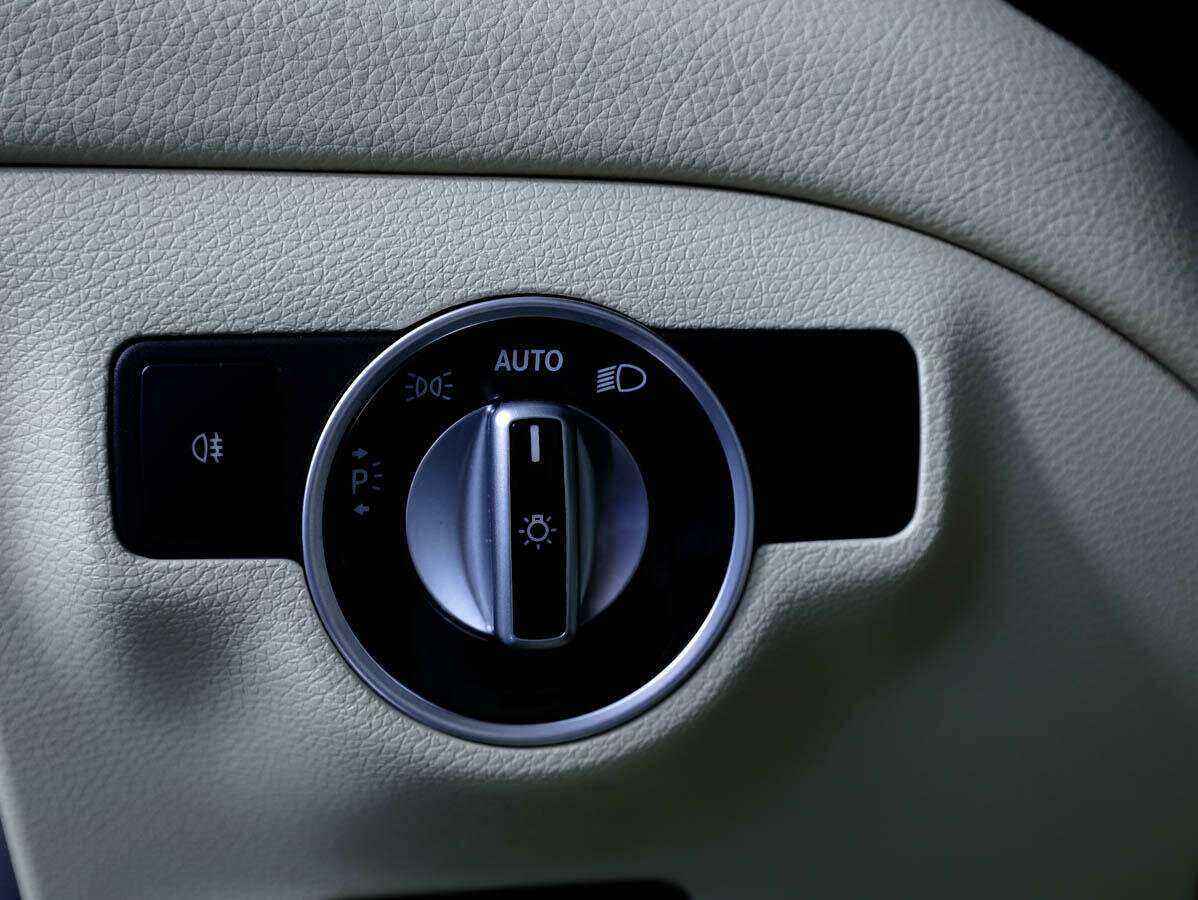 Купить Mercedes-Benz GLA 200, 2015, 127 846 км, фото №17