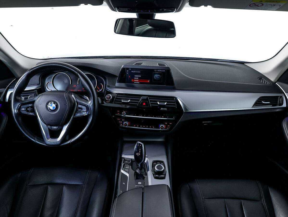Купить BMW 5 серии 520d, 2018, 186 074 км, фото №9