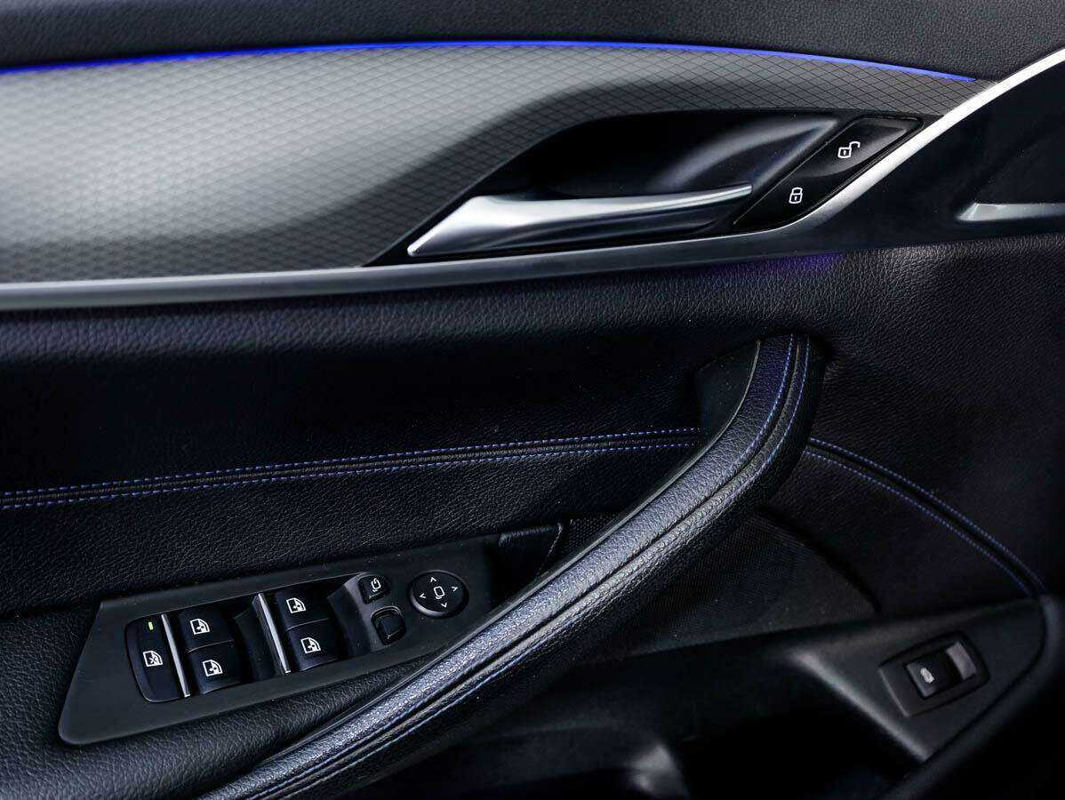 Купить BMW 5 серии 520d xDrive, 2019, 123 215 км, фото №13