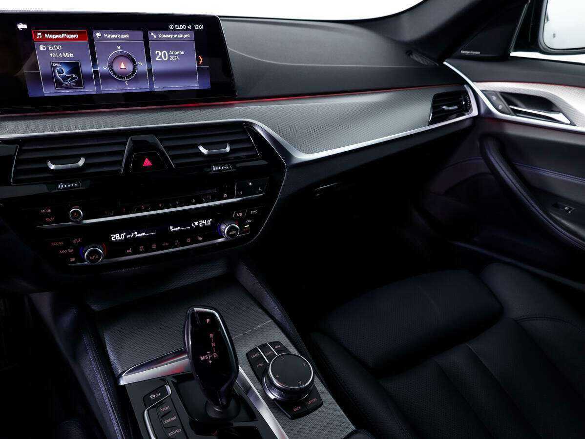 Купить BMW 5 серии 520d xDrive, 2018, 209 516 км, фото №12