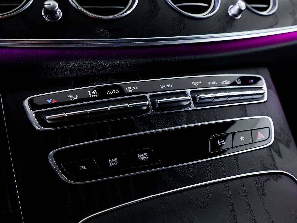 Купить Mercedes-Benz E-Класс 220 d, 2020, 38 960 км, фото №17
