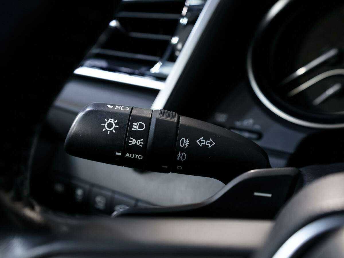 Купить Toyota Camry, 2019, 118 399 км, фото №18