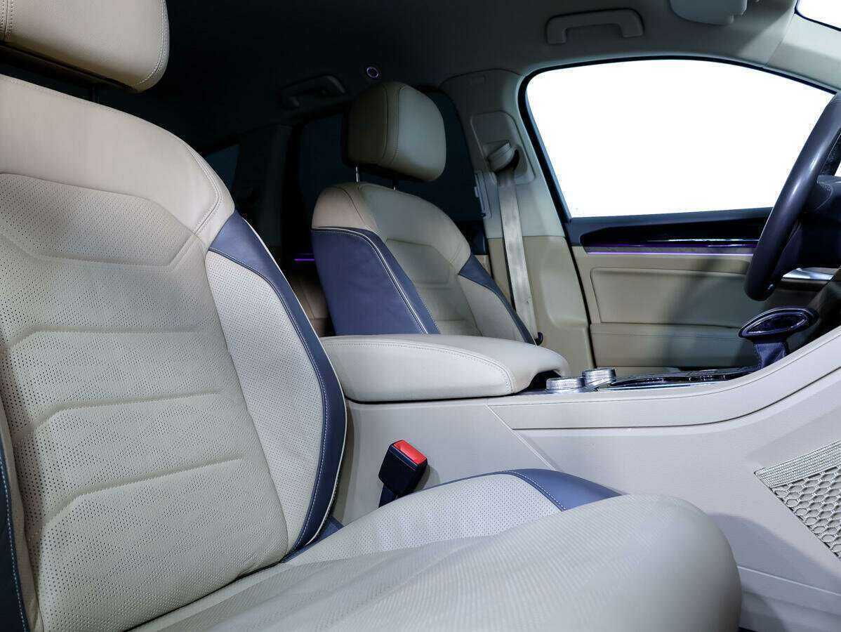 Купить Volkswagen Touareg, 2020, 100 050 км, фото №10