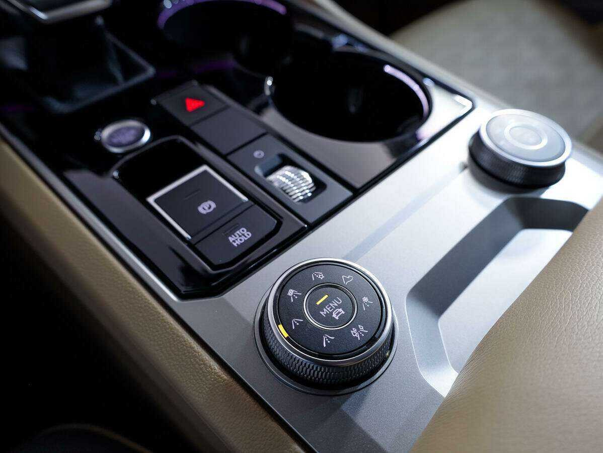 Купить Volkswagen Touareg, 2020, 100 050 км, фото №18