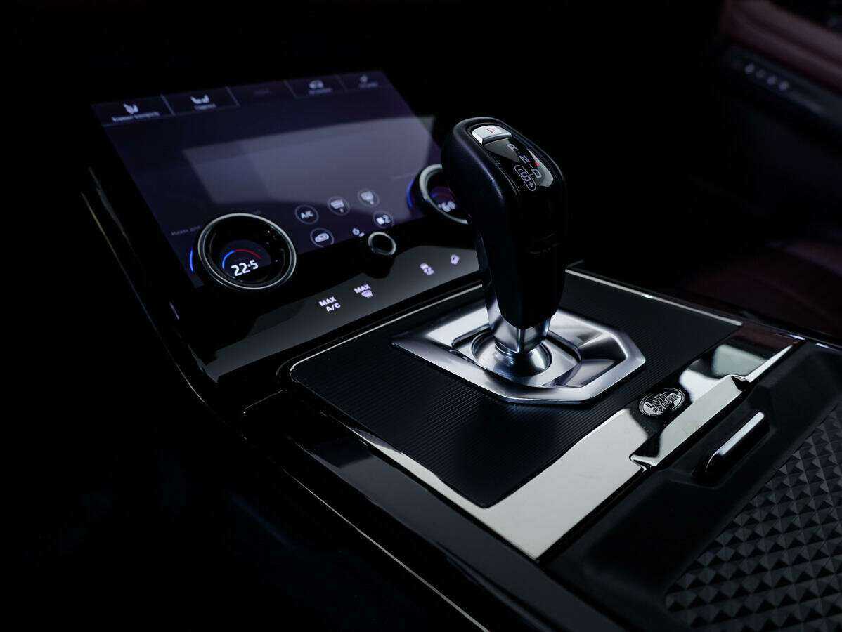 Купить Land Rover Range Rover Evoque, 2019, 50 240 км, фото №16