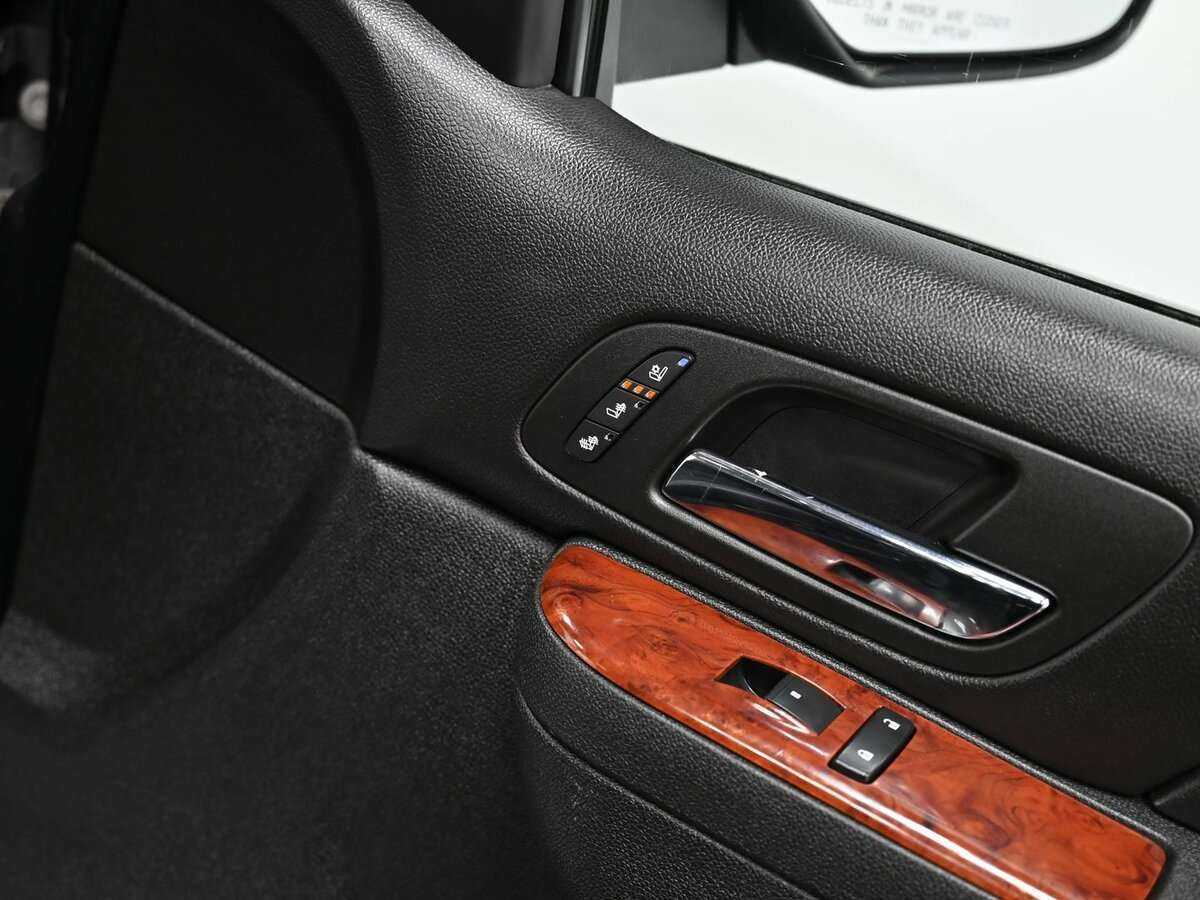 Купить Chevrolet Tahoe 6AT, 2012, 167 000 км, фото №10