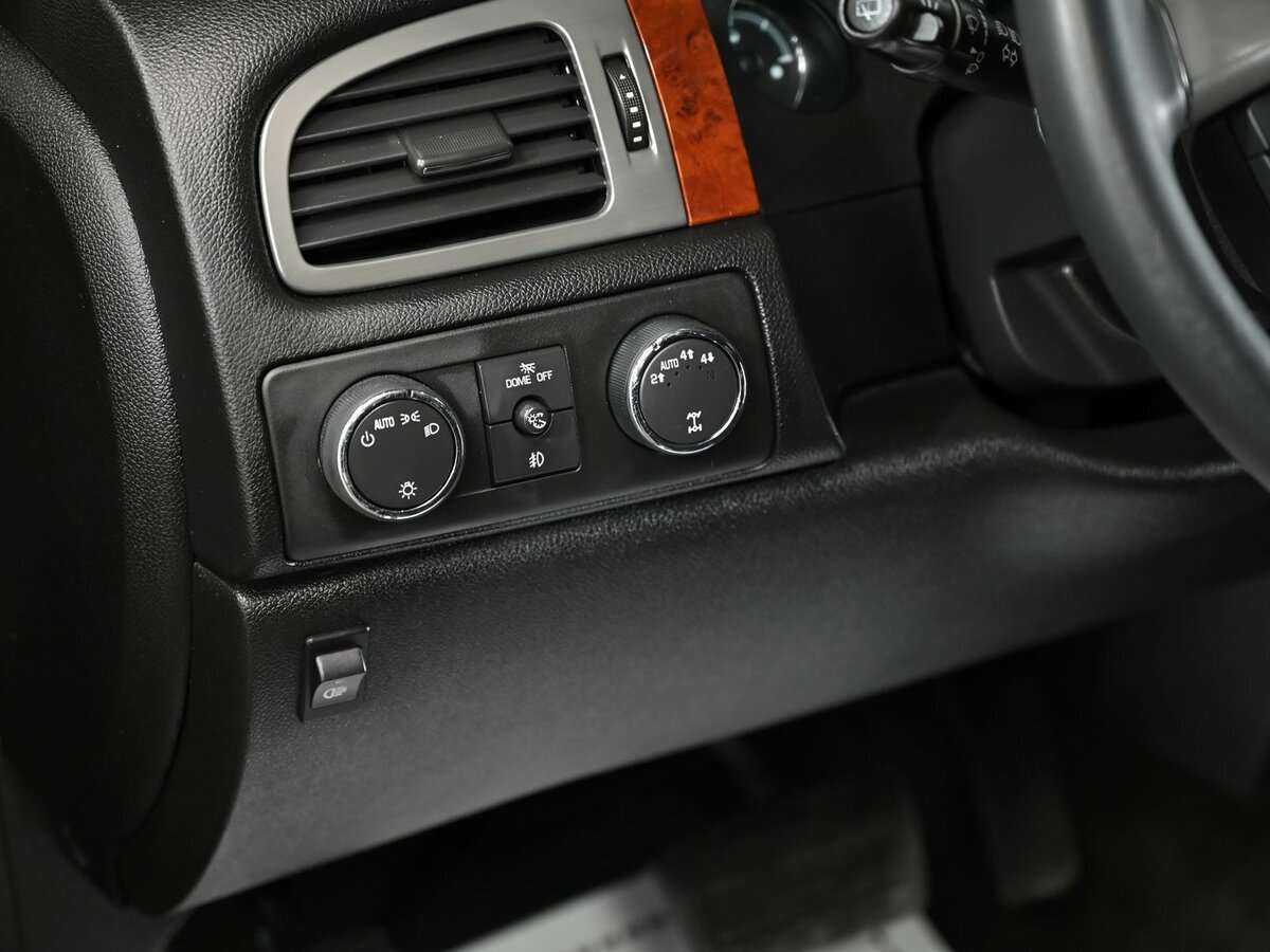 Купить Chevrolet Tahoe 6AT, 2012, 167 000 км, фото №11