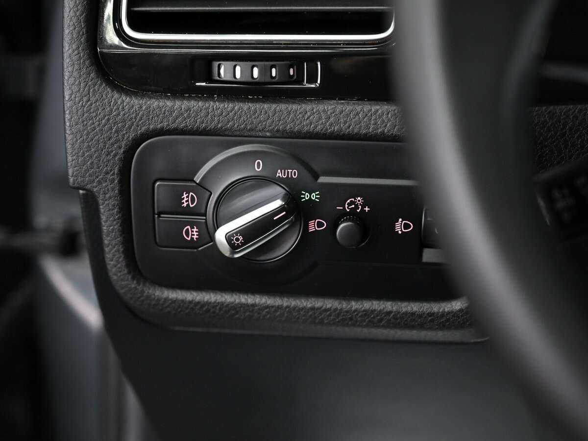 Купить Volkswagen Touareg, 2011, 152 000 км, фото №10