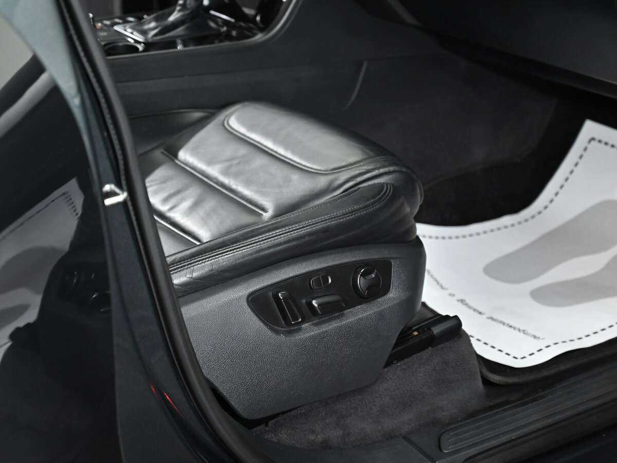 Купить Volkswagen Touareg, 2011, 152 000 км, фото №14