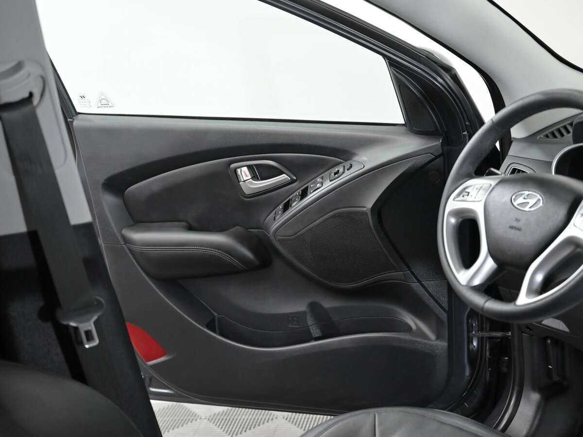 Купить Hyundai ix35, 2011, 129 000 км, фото №8