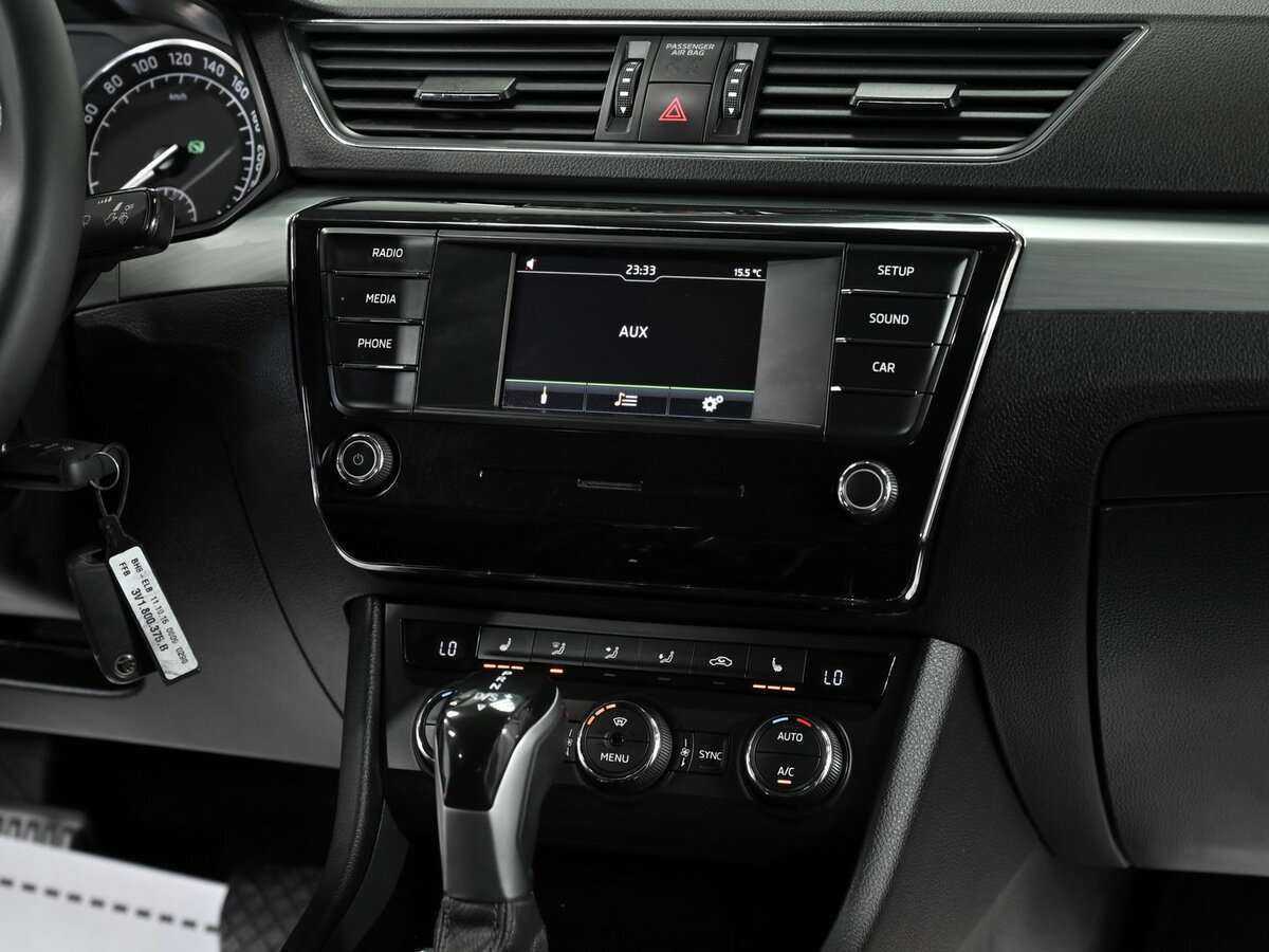 Купить Skoda Superb, 2016, 118 000 км, фото №9