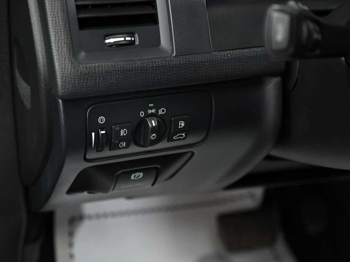 Купить Volvo XC60, 2010, 134 000 км, фото №9