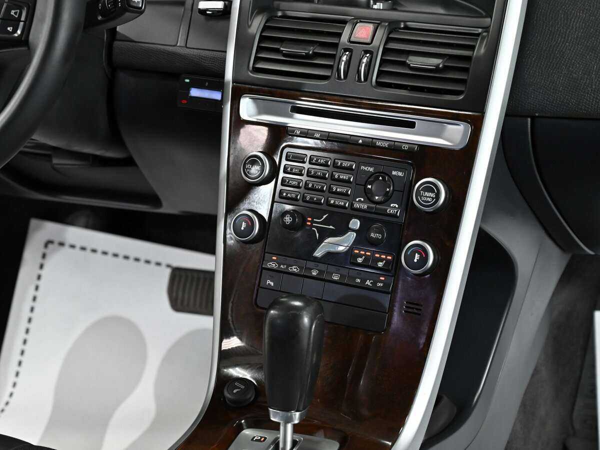 Купить Volvo XC60, 2010, 134 000 км, фото №11