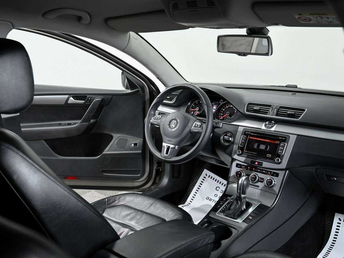 Купить Volkswagen Passat, 2014, 120 000 км, фото №5