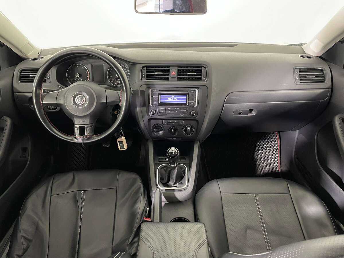 Купить Volkswagen Jetta, 2014, 175 810 км, фото №9