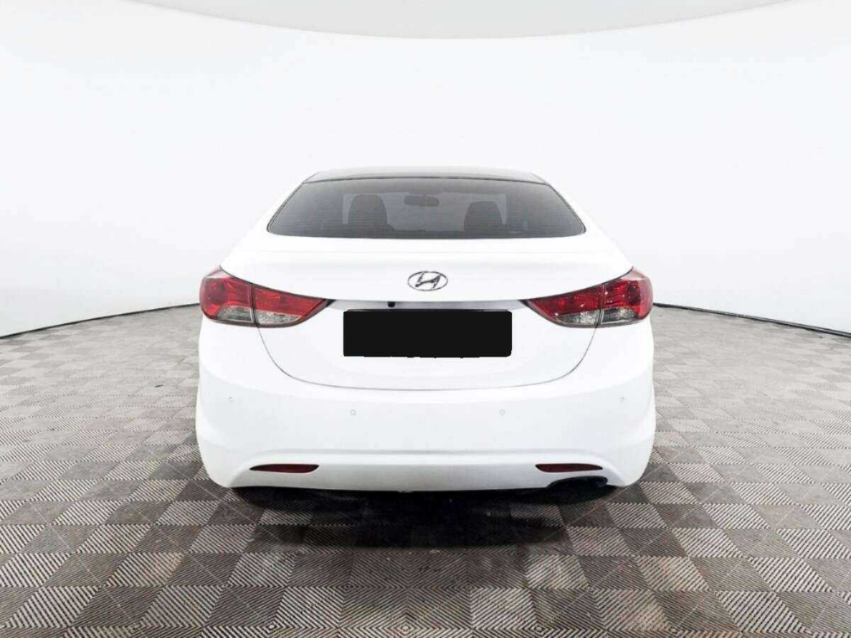 Купить Hyundai Avante, 2011, 171 000 км, фото №5