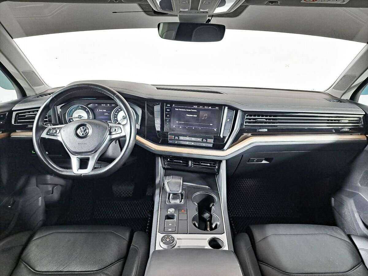 Купить Volkswagen Touareg, 2018, 185 018 км, фото №12