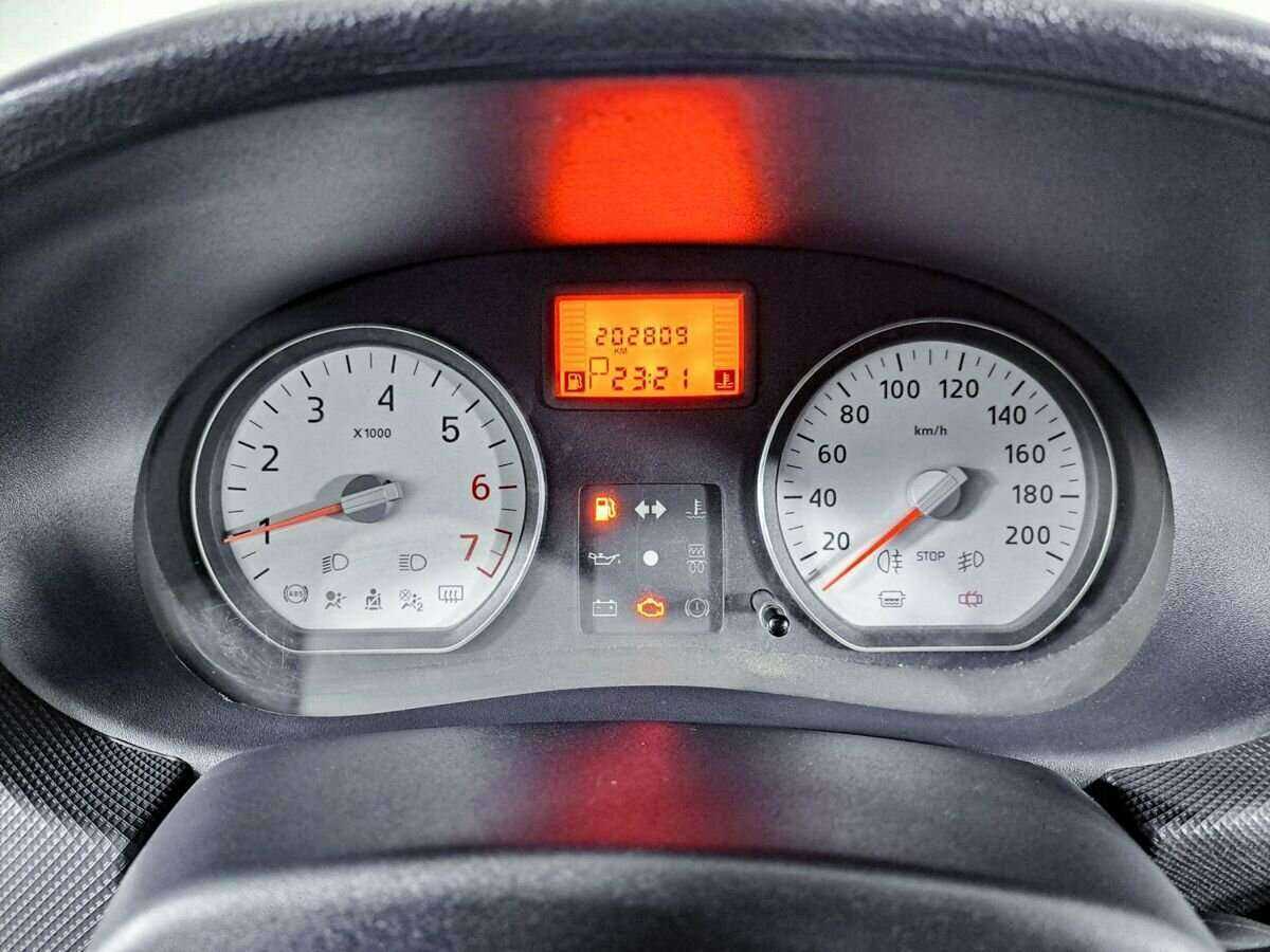 Купить Renault Logan, 2011, 203 000 км, фото №11