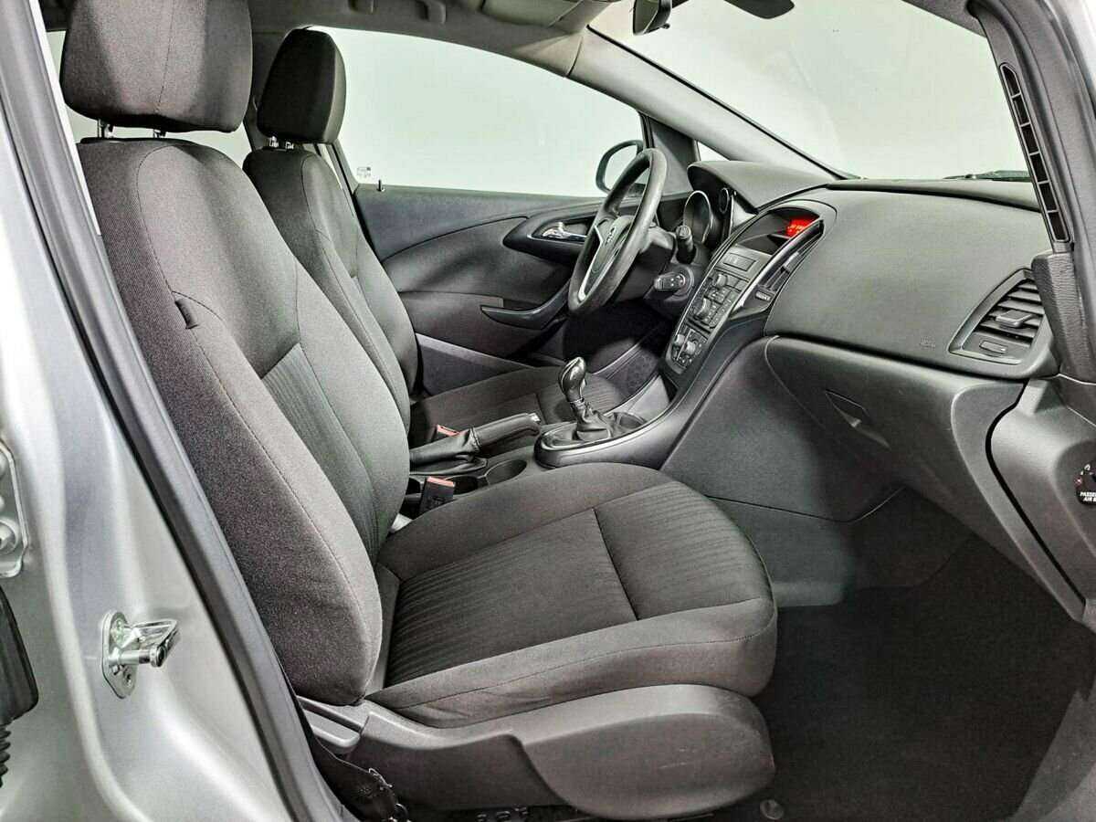 Купить Opel Astra, 2011, 154 900 км, фото №8