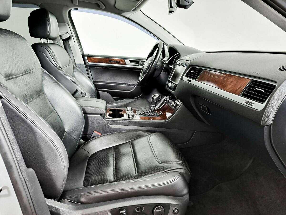 Купить Volkswagen Touareg, 2012, 163 000 км, фото №9