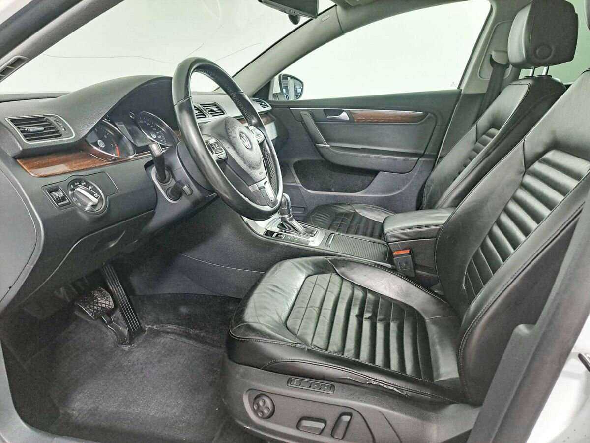 Купить Volkswagen Passat, 2011, 171 000 км, фото №14