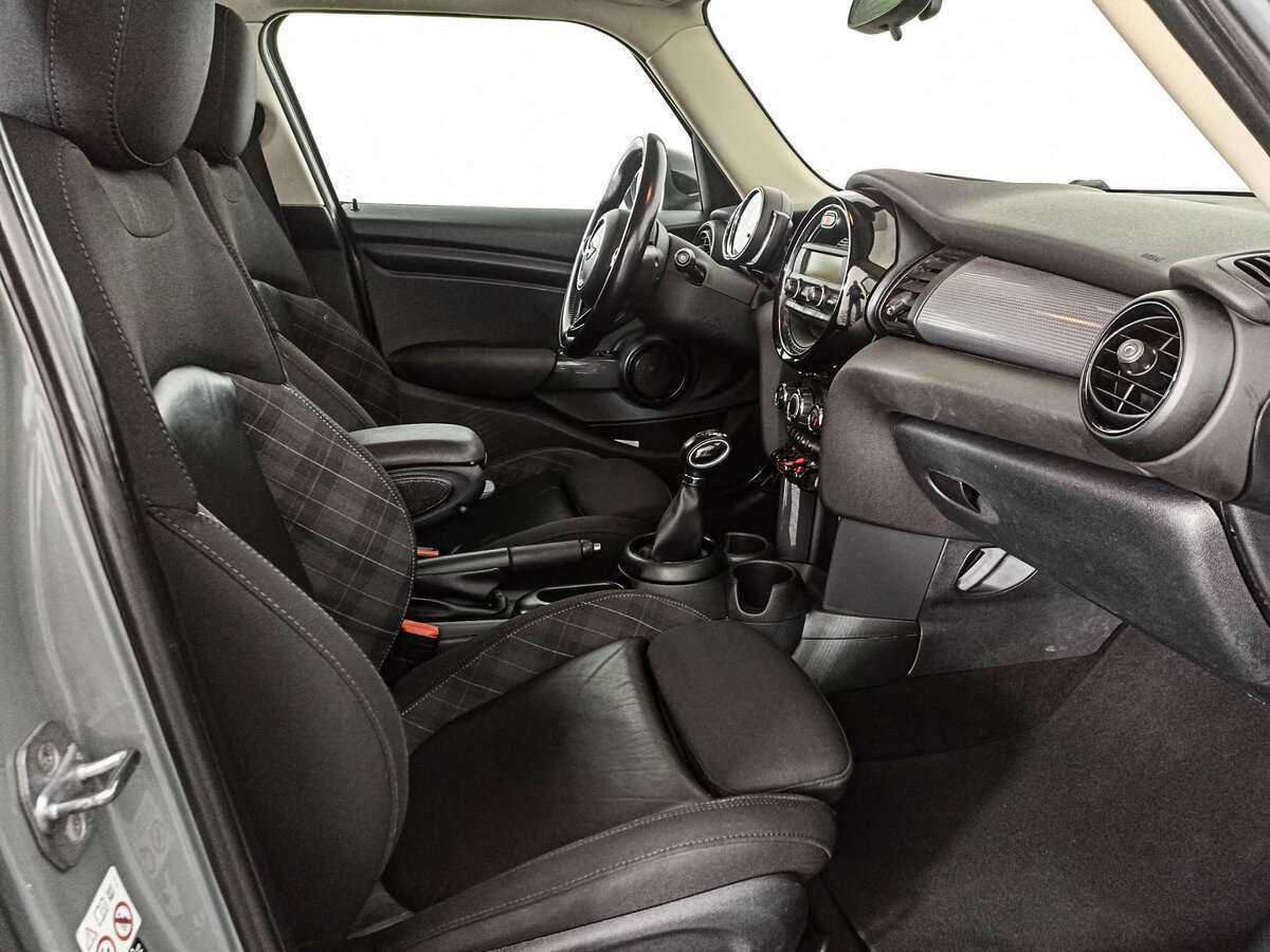 Купить Mini Hatch Cooper, 2018, 138 134 км, фото №9