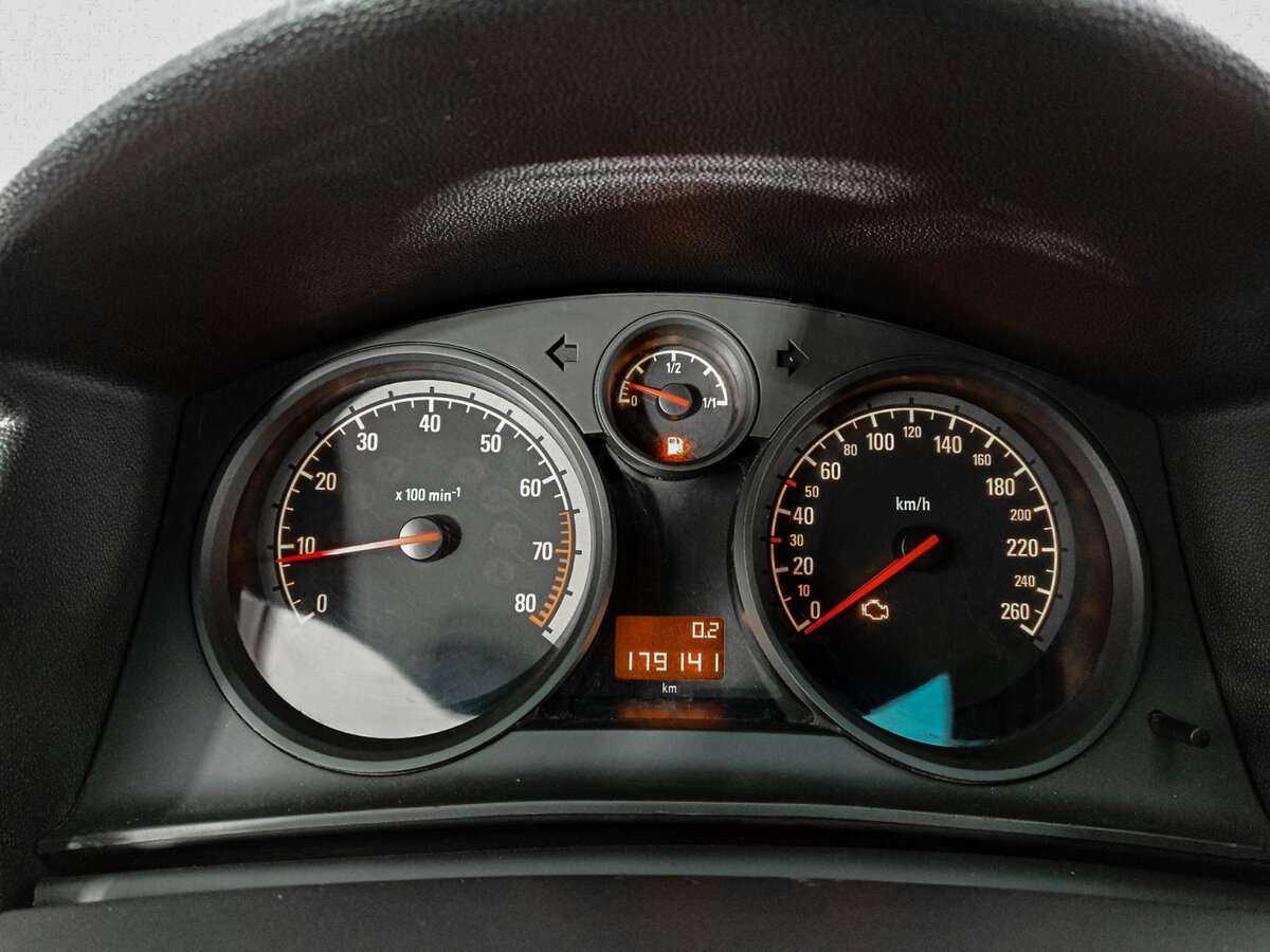 Купить Opel Astra, 2011, 179 779 км, фото №13