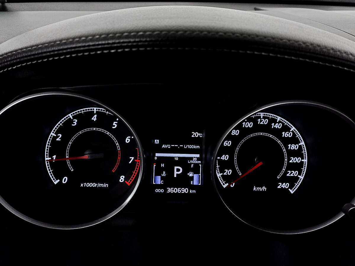 Купить Mitsubishi Outlander, 2010, 360 233 км, фото №13