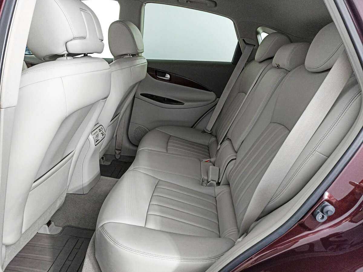 Купить Infiniti QX50, 2015, 109 500 км, фото №12
