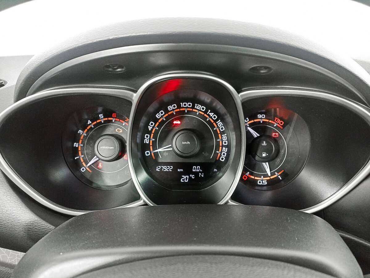 Купить Lada (ВАЗ) Vesta SW, 2017, 127 901 км, фото №11