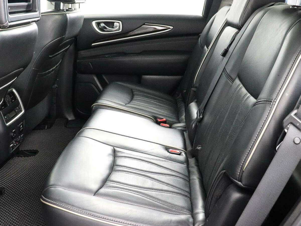 Купить Infiniti QX60, 2017, 132 120 км, фото №9
