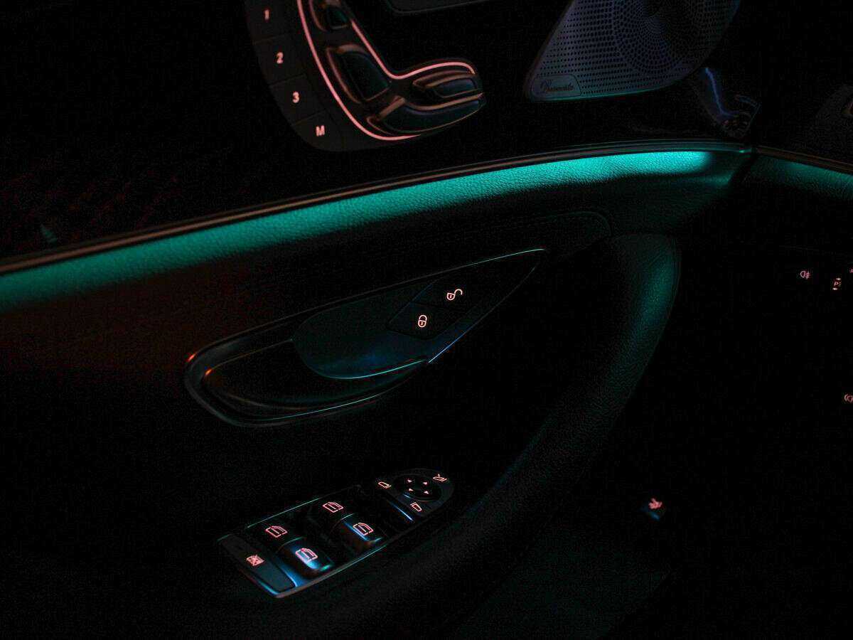 Купить Mercedes-Benz CLS 350 d, 2018, 81 550 км, фото №32