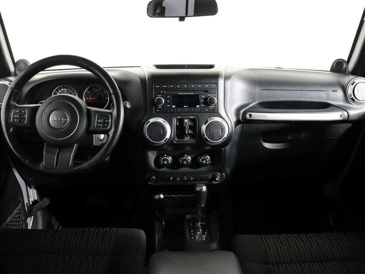 Купить Jeep Wrangler, 2011, 98 835 км, фото №11