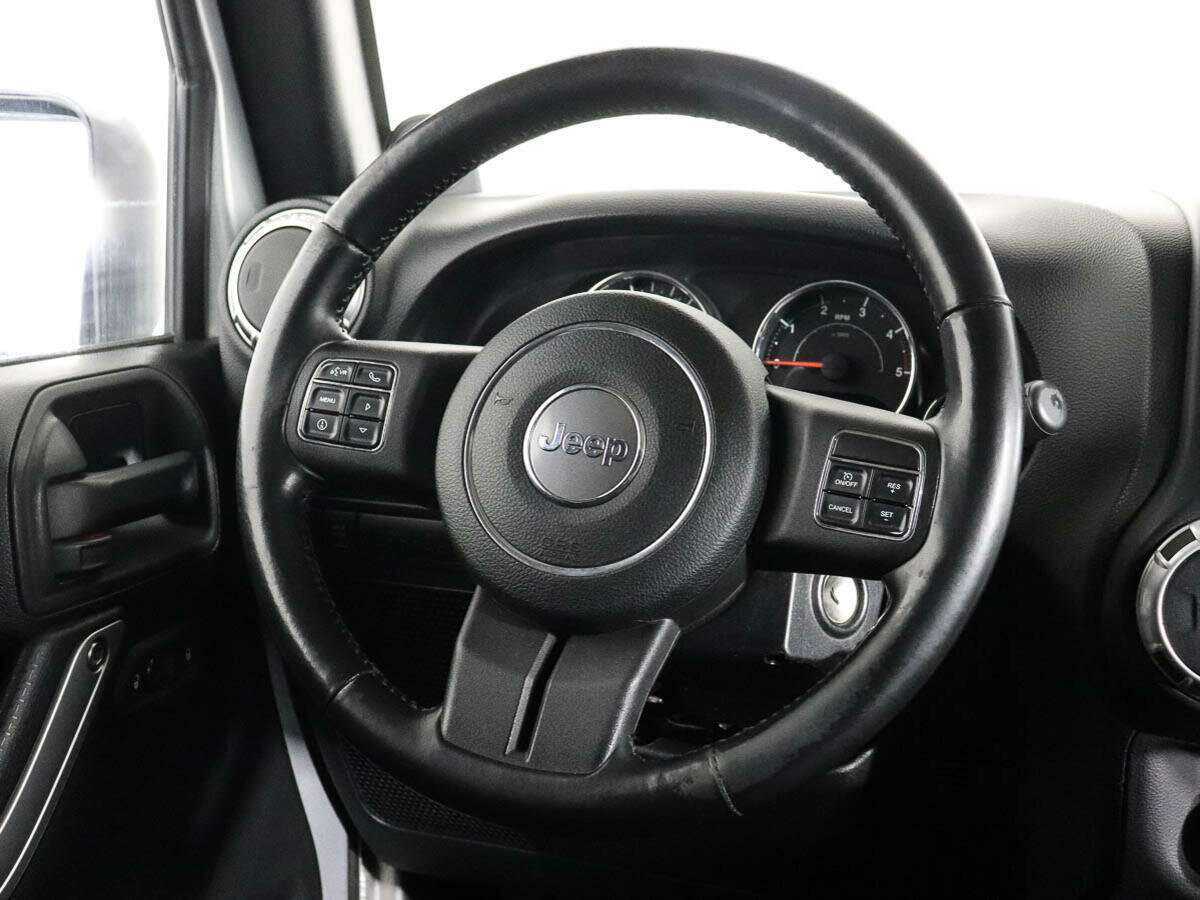 Купить Jeep Wrangler, 2011, 98 835 км, фото №13