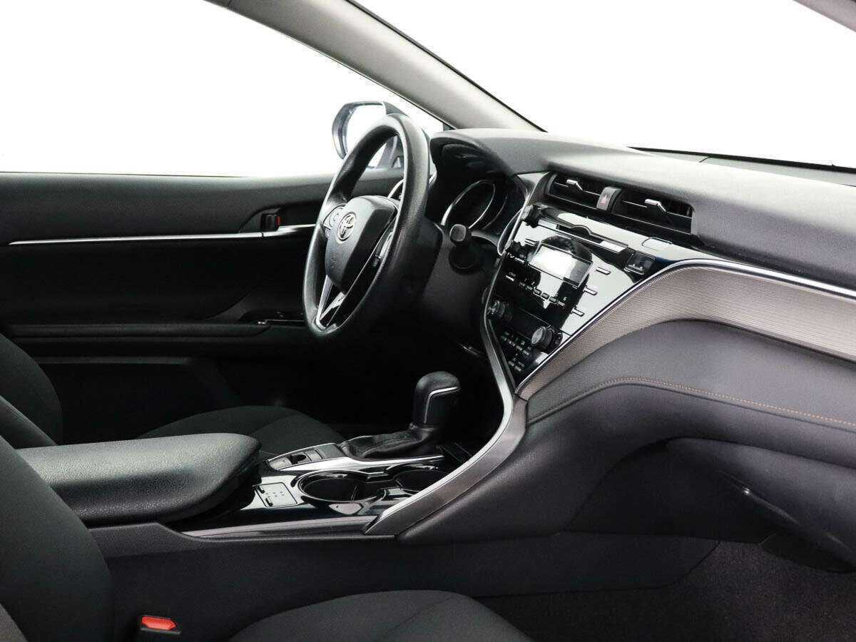 Купить Toyota Camry, 2020, 229 575 км, фото №7