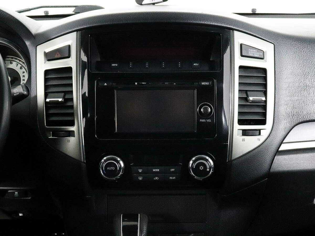 Купить Mitsubishi Pajero, 2017, 89 071 км, фото №10