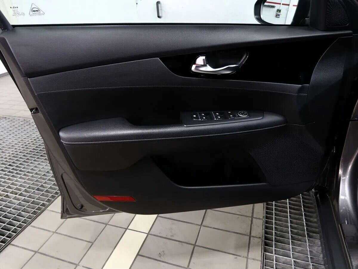 Купить Kia Cerato, 2021, 61 000 км, фото №6